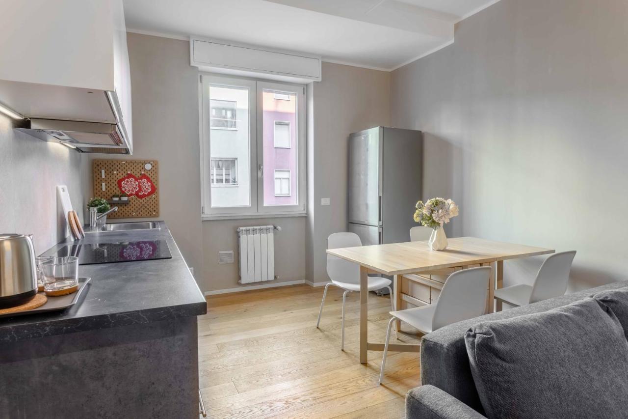 Joivy Charming Flat With Desk Διαμέρισμα Μιλάνο Εξωτερικό φωτογραφία