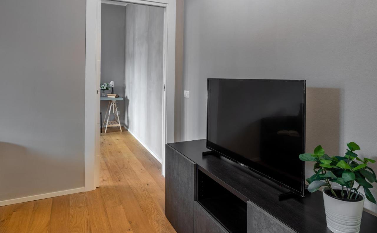 Joivy Charming Flat With Desk Διαμέρισμα Μιλάνο Εξωτερικό φωτογραφία